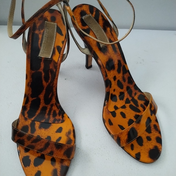 MICHAEL KORS SANDALS - Picture 2 of 8